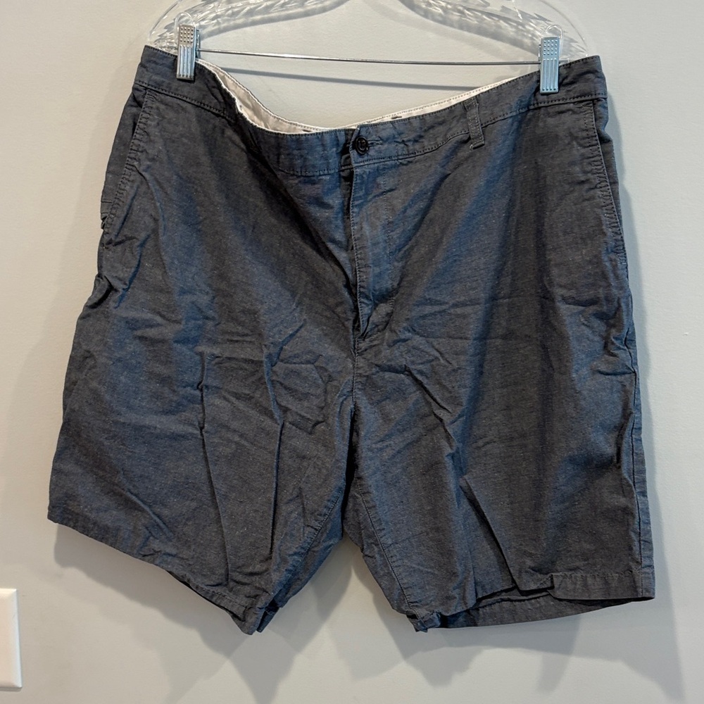 Dockers Men's Dark Gray Flat Front Shorts